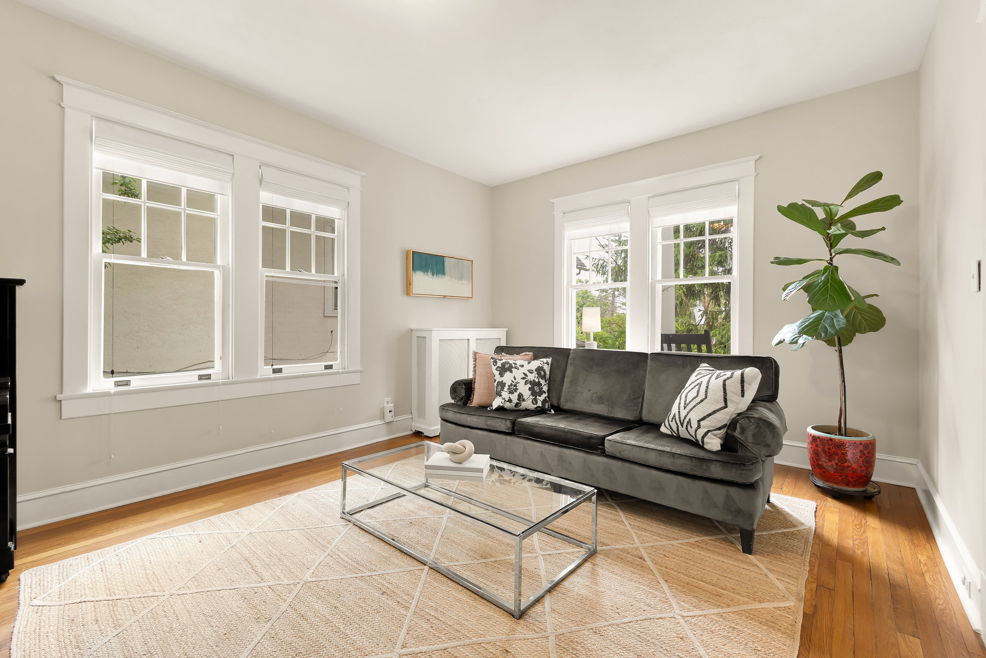 1313 Quincy Street NE_Living Room